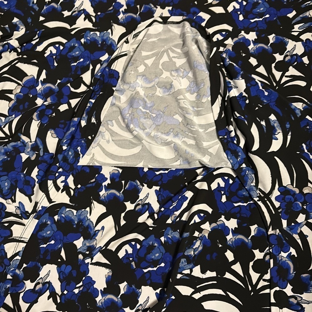 Context by Lord & Taylor flare 3/4 sleeve Blue white, black floral size 3XL - Picture 7 of 8